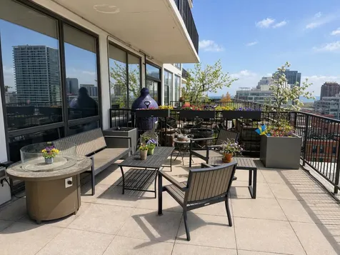 1530 South State Street Chicago IL 60605