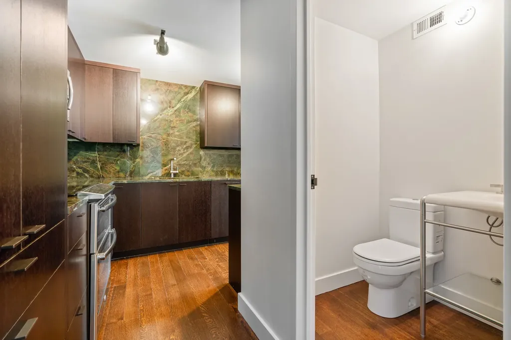 50 East Bellevue Place Chicago IL 60611
