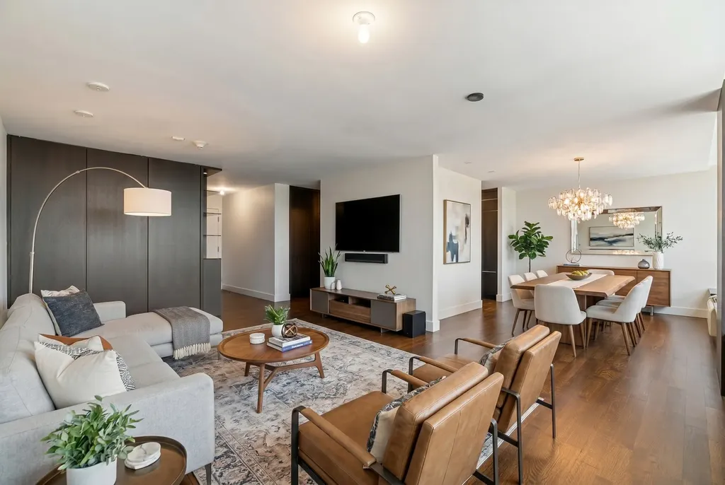 50 East Bellevue Place Chicago IL 60611