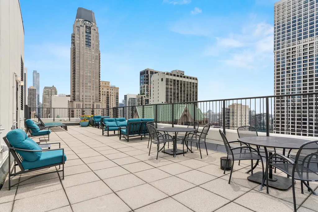 50 East Bellevue Place Chicago IL 60611