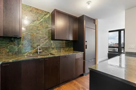 50 East Bellevue Place Chicago IL 60611