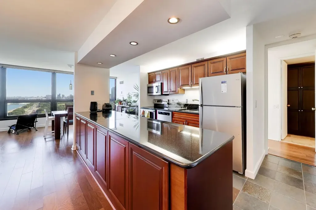 360 East Randolph Street Chicago IL 60601