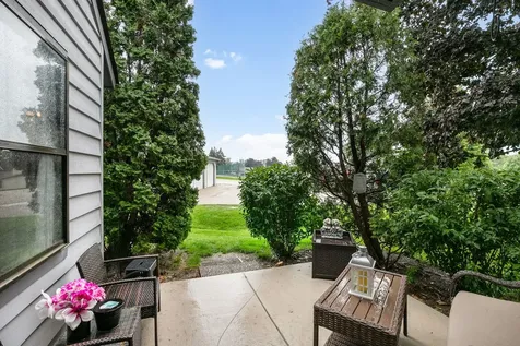 736 Glen Way Gurnee IL 60031