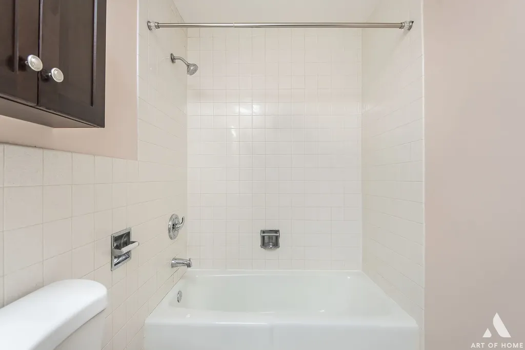 1049 West Ogden Avenue Naperville IL 60563