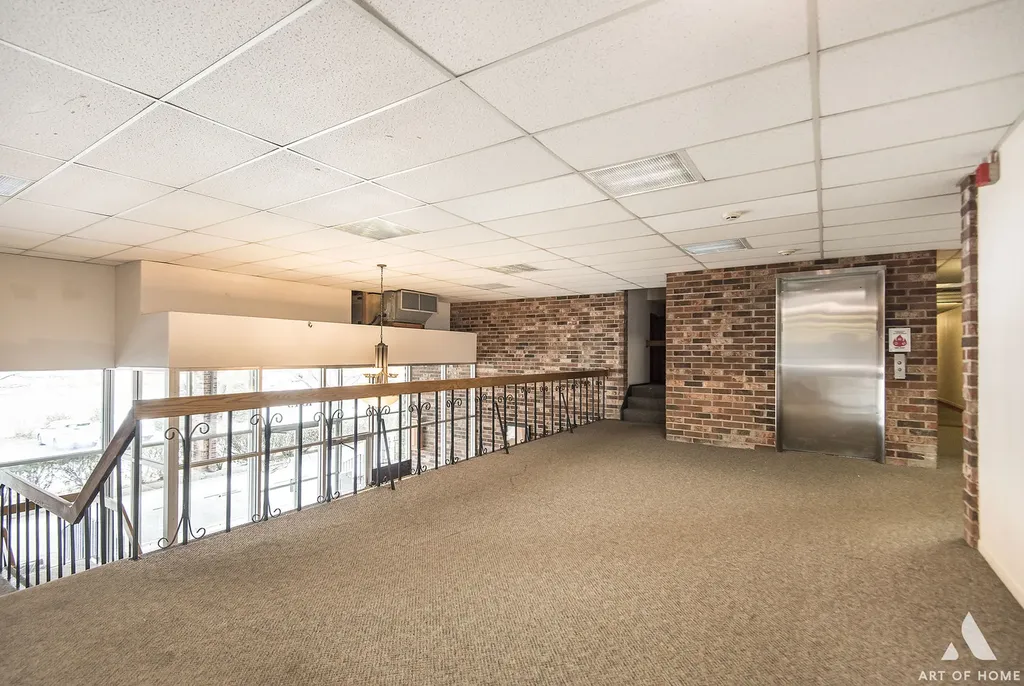 1049 West Ogden Avenue Naperville IL 60563
