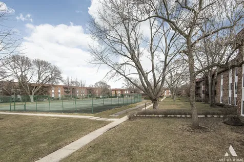 1049 West Ogden Avenue Naperville IL 60563