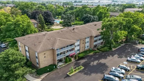 920 Beau Drive Des Plaines IL 60016