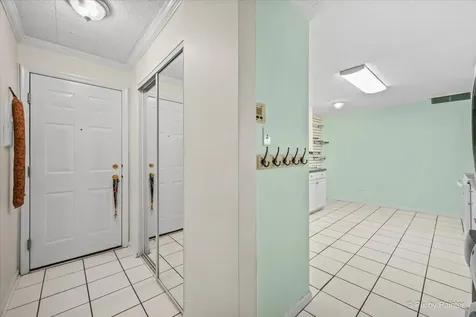 920 Beau Drive Des Plaines IL 60016