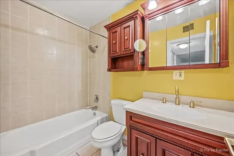 920 Beau Drive Des Plaines IL 60016