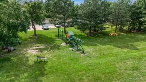 920 Beau Drive Des Plaines IL 60016