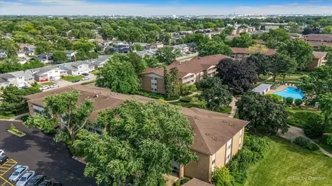 920 Beau Drive Des Plaines IL 60016