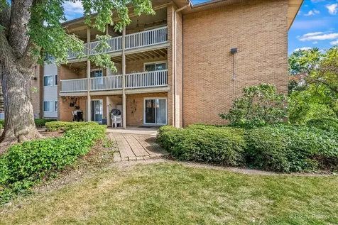920 Beau Drive Des Plaines IL 60016