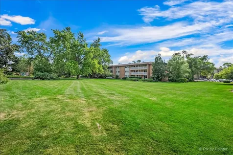 920 Beau Drive Des Plaines IL 60016