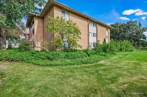 920 Beau Drive Des Plaines IL 60016