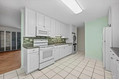 920 Beau Drive Des Plaines IL 60016