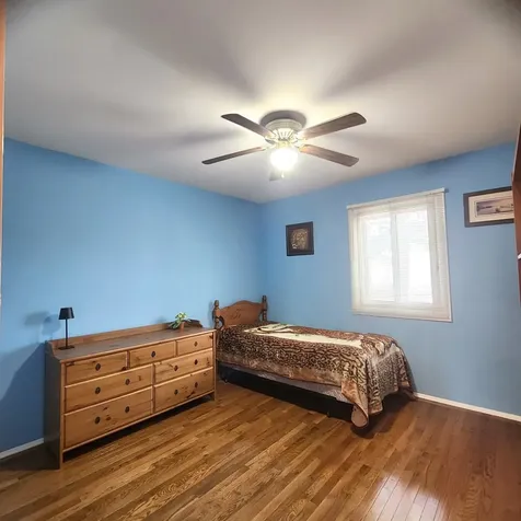 402 Honey Locust Drive Wheeling IL 60090