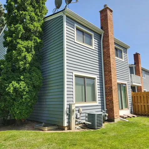 402 Honey Locust Drive Wheeling IL 60090