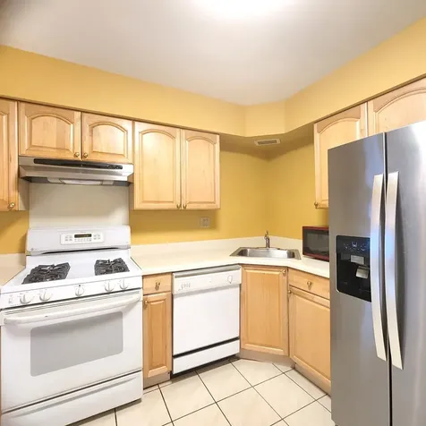 402 Honey Locust Drive Wheeling IL 60090