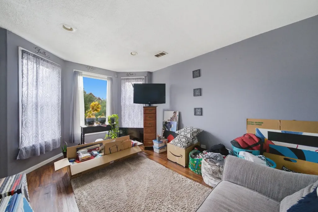 7118 South Aberdeen Street Chicago IL 60621