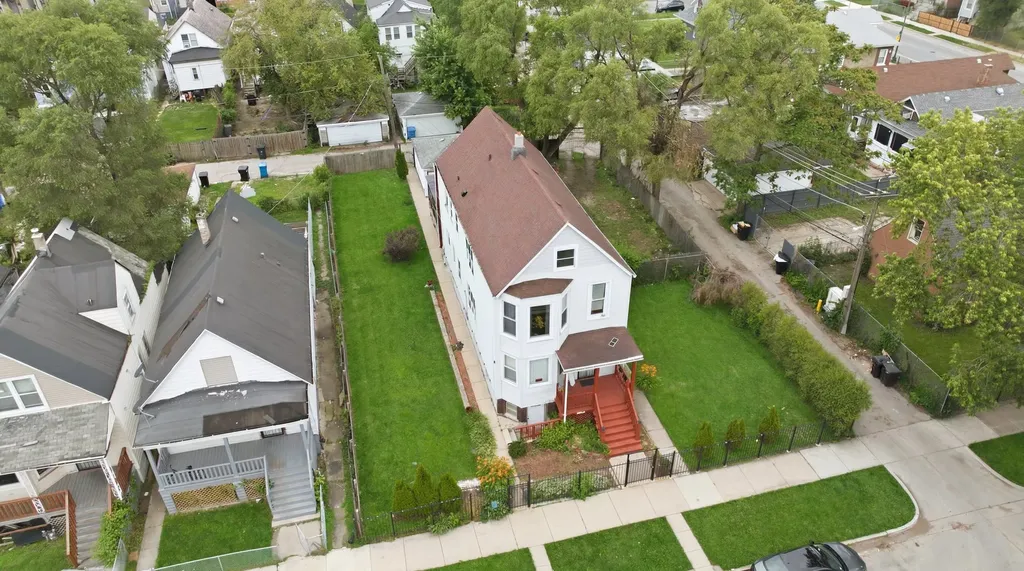 7118 South Aberdeen Street Chicago IL 60621