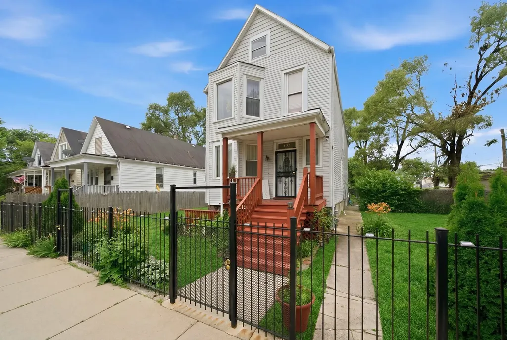 7118 South Aberdeen Street Chicago IL 60621