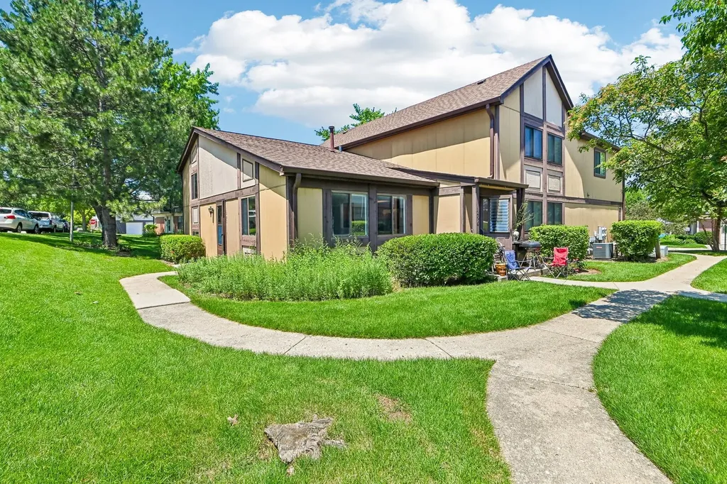 1298 Inverrary Lane Palatine IL 60074