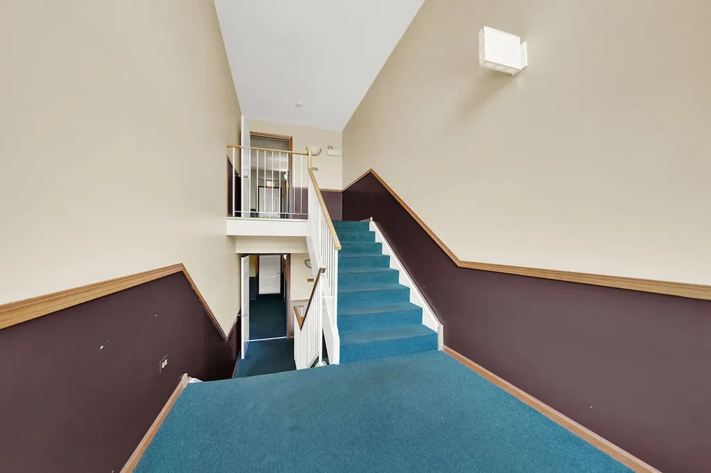 4217 West 76th Street Chicago IL 60652