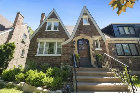 1805 Wesley Avenue Berwyn IL 60402