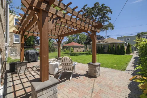 1805 Wesley Avenue Berwyn IL 60402