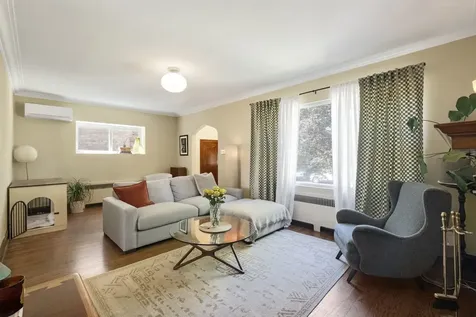 1805 Wesley Avenue Berwyn IL 60402