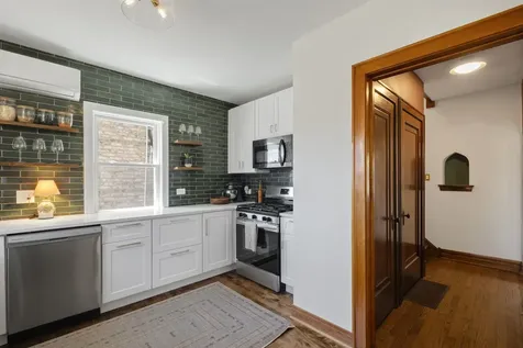 1805 Wesley Avenue Berwyn IL 60402