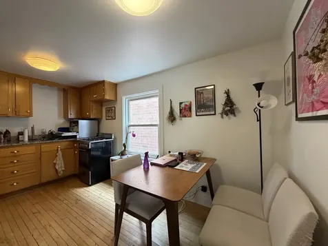 2905 North Burling Street Chicago IL 60657