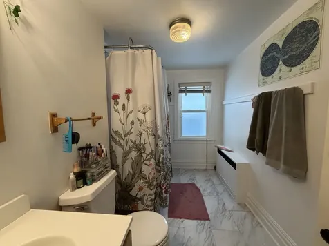 2905 North Burling Street Chicago IL 60657