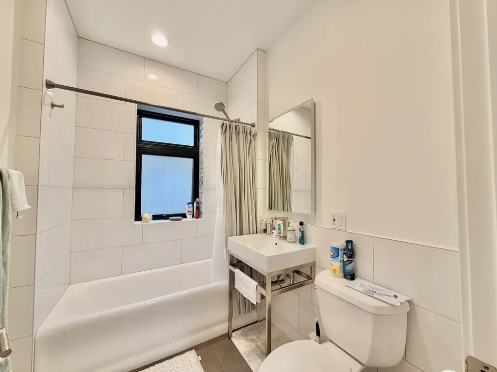 4120 West Barry Avenue Chicago IL 60641