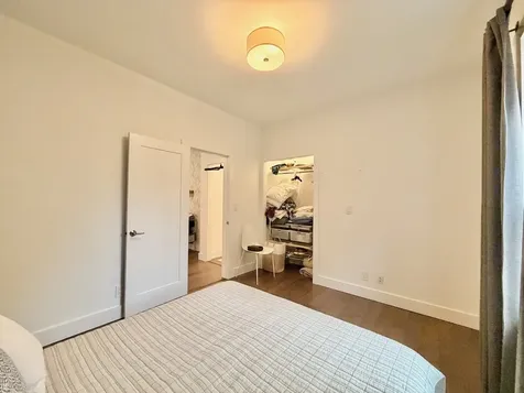 4120 West Barry Avenue Chicago IL 60641