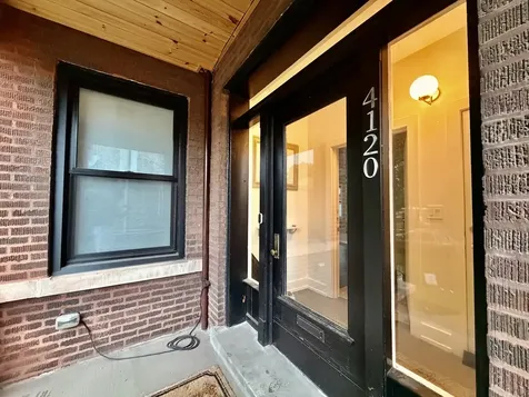 4120 West Barry Avenue Chicago IL 60641