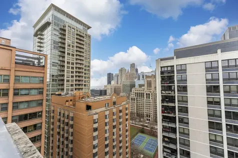 850 North Dewitt Place Chicago IL 60611