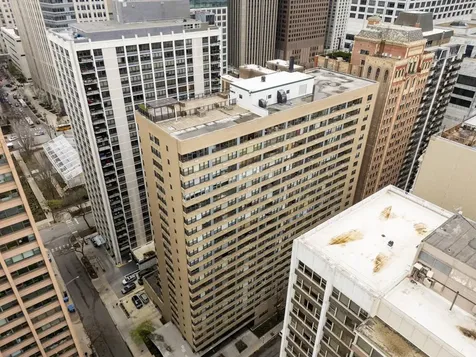 850 North Dewitt Place Chicago IL 60611