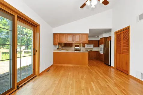 24662 West Red Oak Lane Shorewood IL 60404