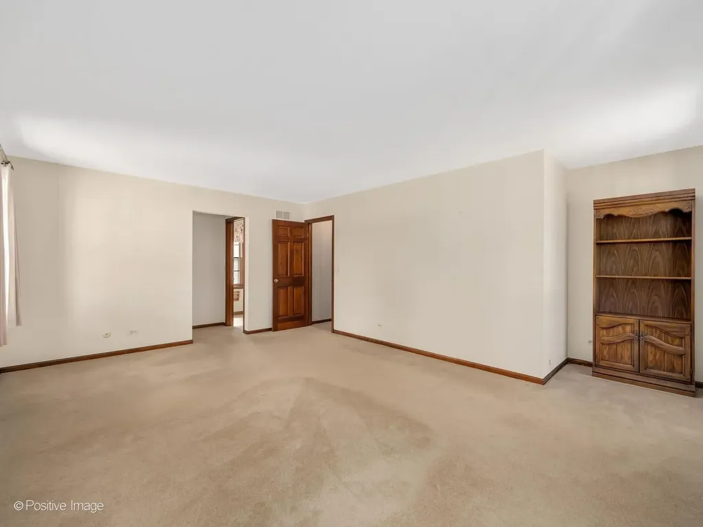 217 South Rex Boulevard Elmhurst IL 60126