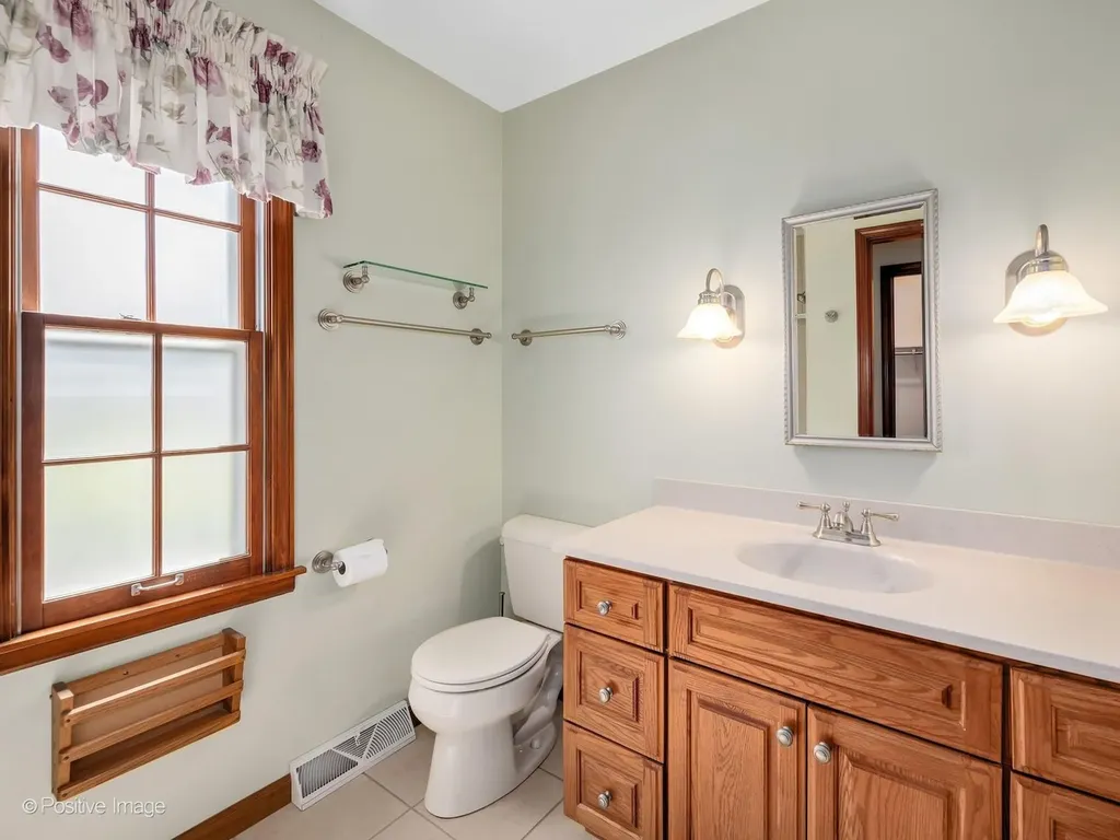 217 South Rex Boulevard Elmhurst IL 60126
