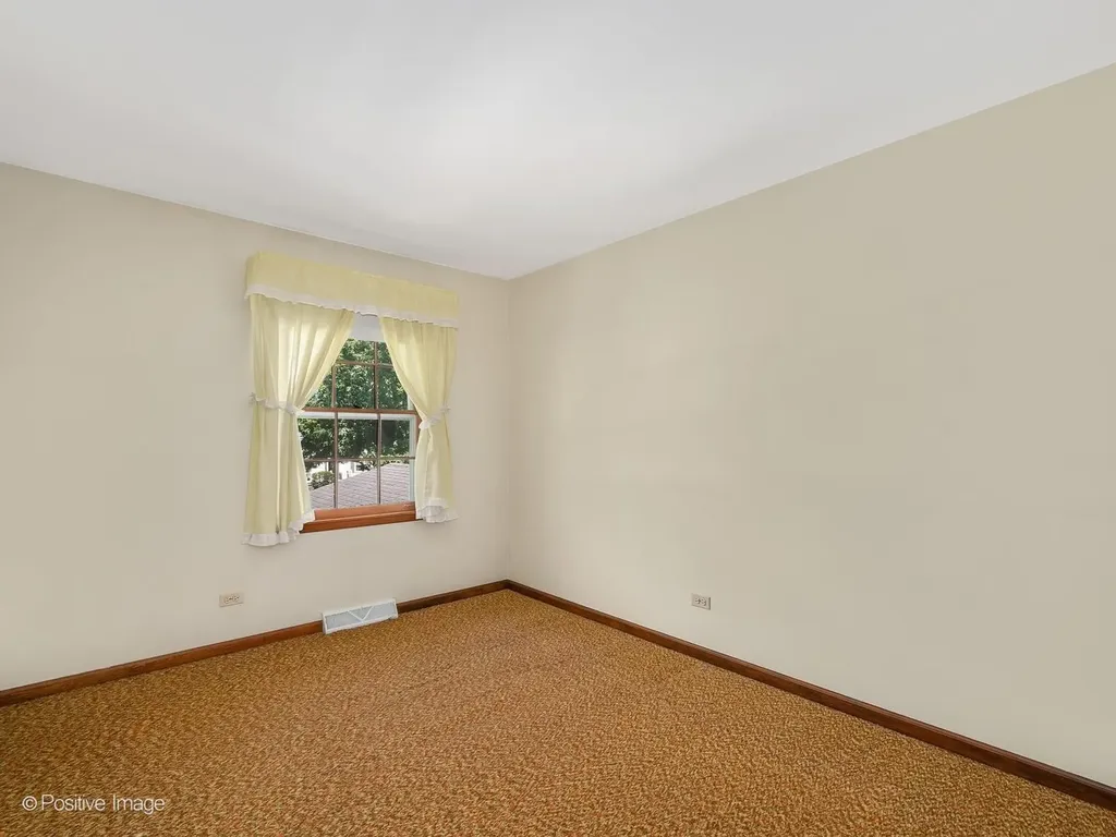 217 South Rex Boulevard Elmhurst IL 60126