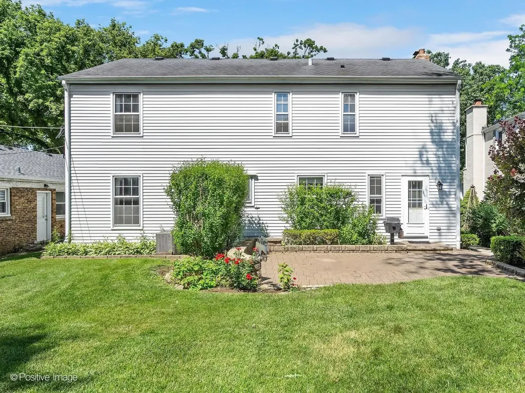 217 South Rex Boulevard Elmhurst IL 60126
