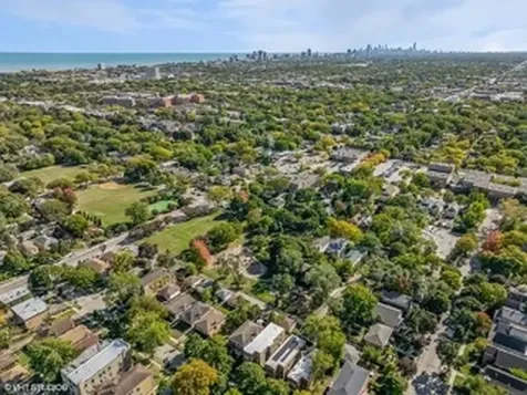 1328 Seward Street Evanston IL 60202