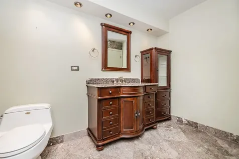 1012 South Church Road Mount Prospect IL 60056