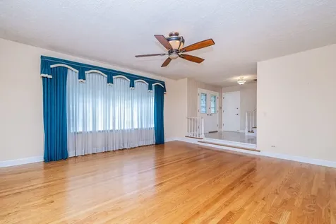 1012 South Church Road Mount Prospect IL 60056