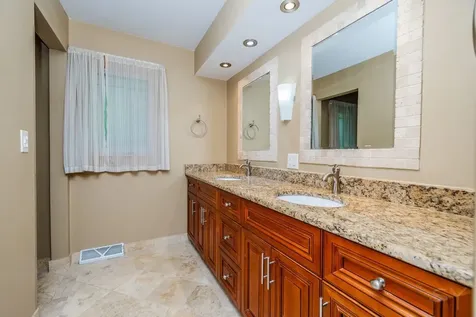 1012 South Church Road Mount Prospect IL 60056