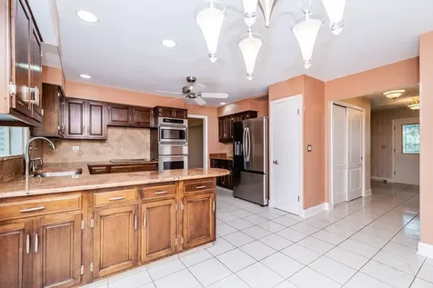 1012 South Church Road Mount Prospect IL 60056