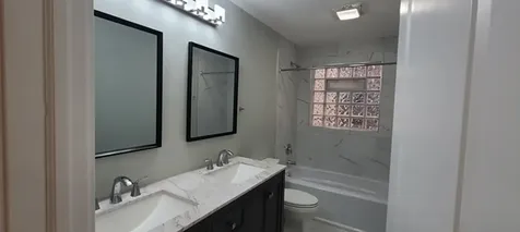 5144 North Avers Avenue Chicago IL 60625