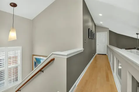 1702 Astor Avenue Oakbrook Terrace IL 60181